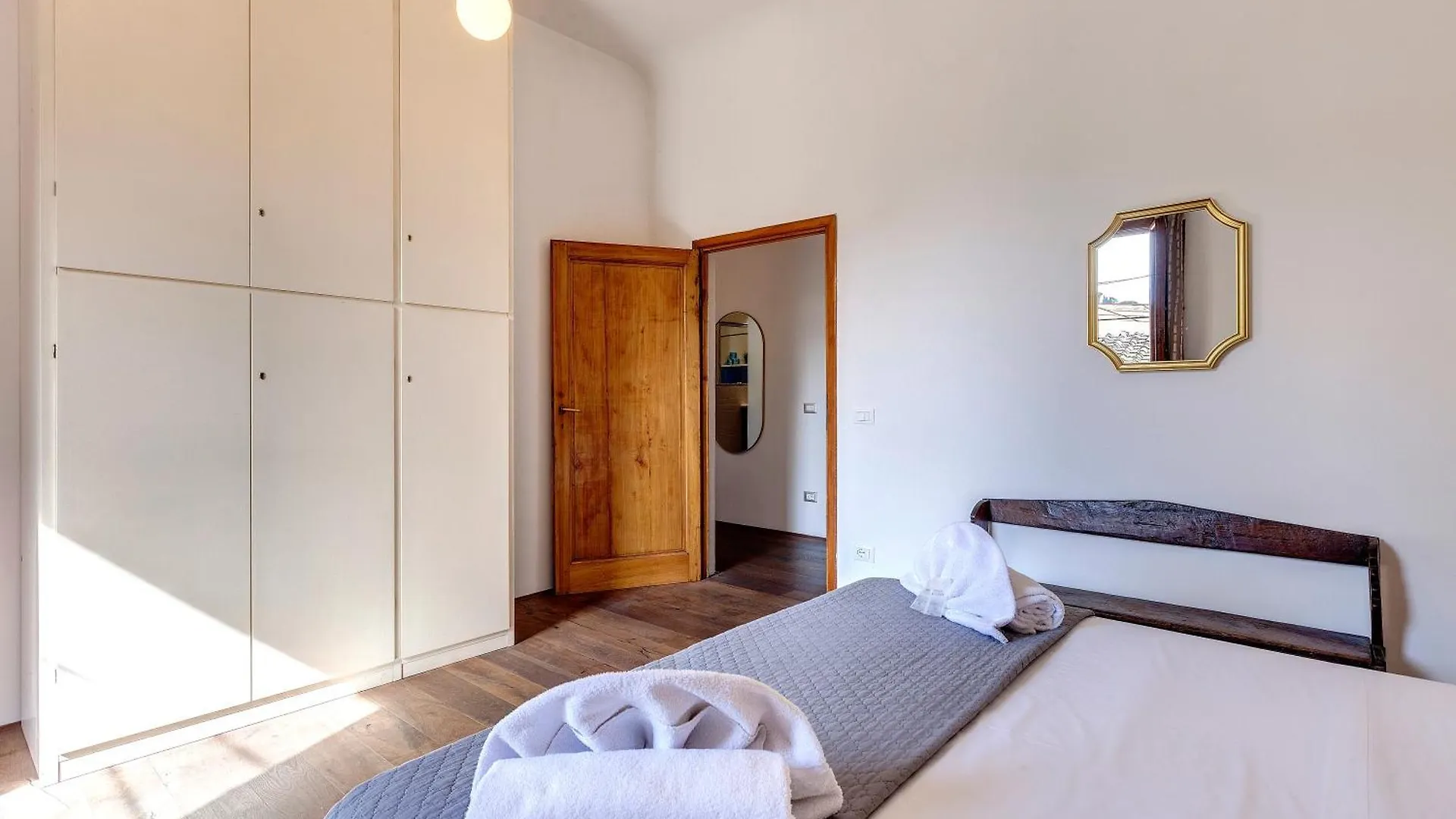 Pisana Apartment By Mamo Florence