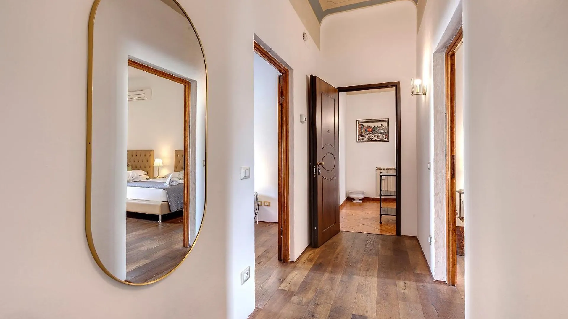 Pisana Apartment By Mamo Florence 0*,